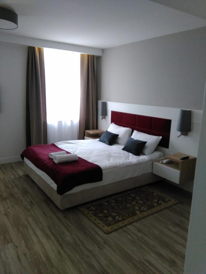 Włocławek Hotel Rozbicki מראה חיצוני תמונה